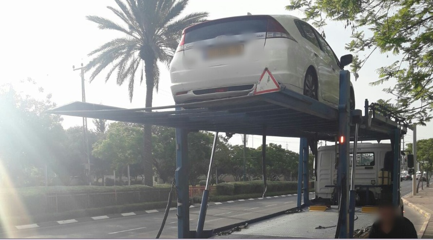 רכב מוחרם ראשון1