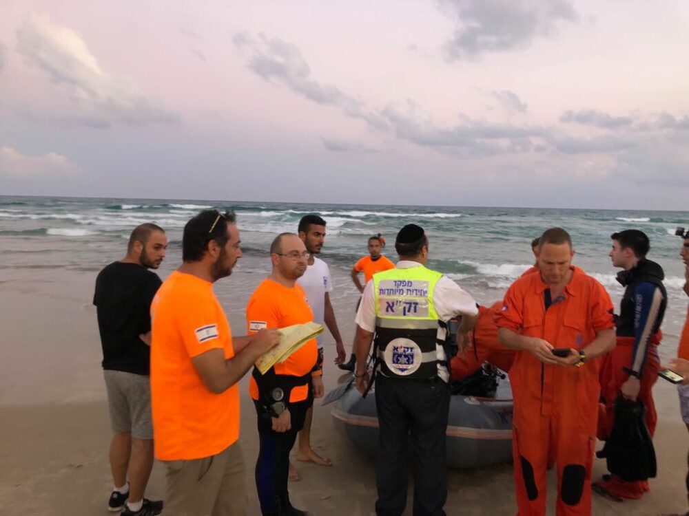חיפושים חוף ירושלים בת ים2