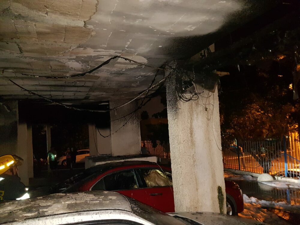 שריפת רכבים ראשון3