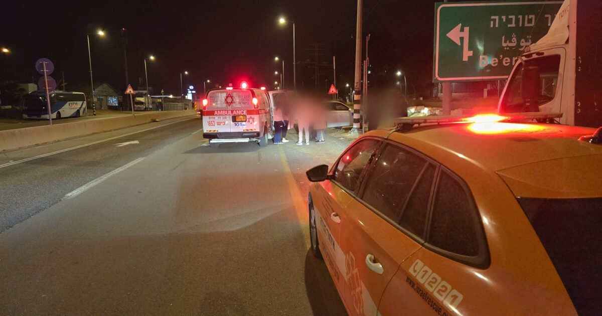 accident road 3 street walk