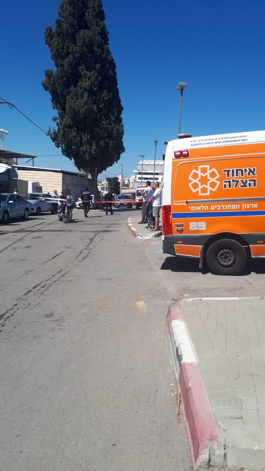 ashkelon accident street walk