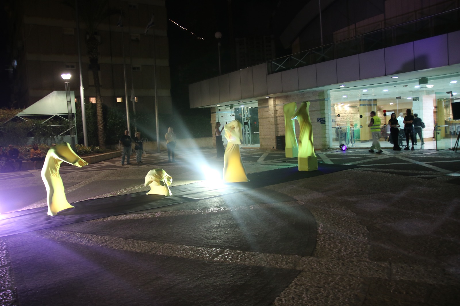 bat yam 710 event2