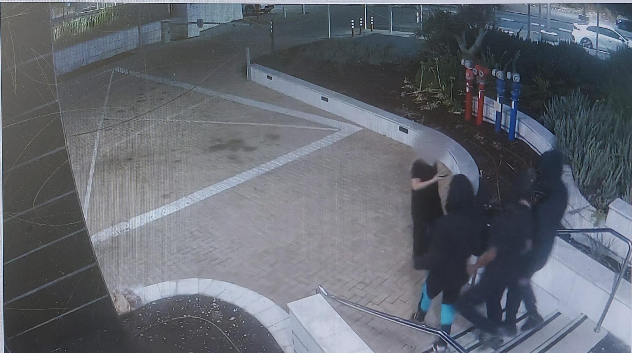 stolen phone bat yam