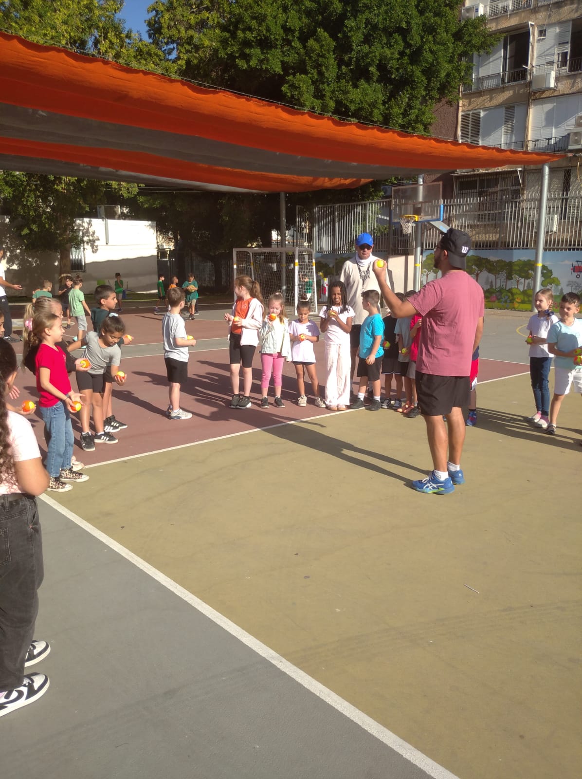 tennis bat yam1