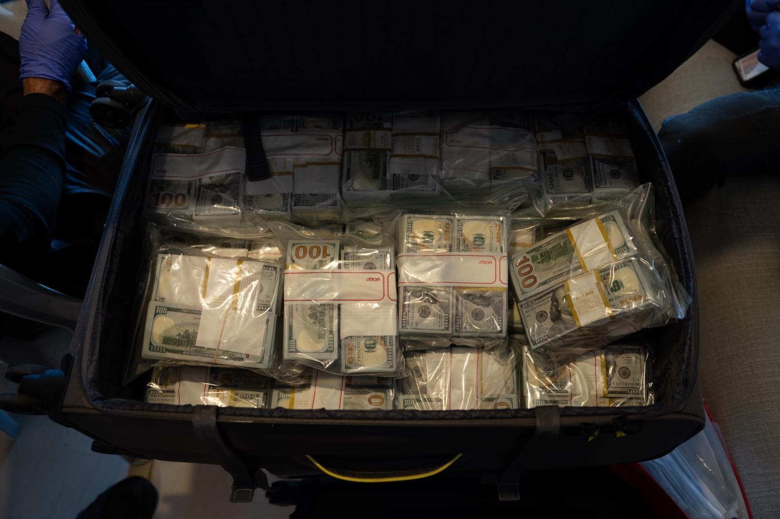 dollers tlv