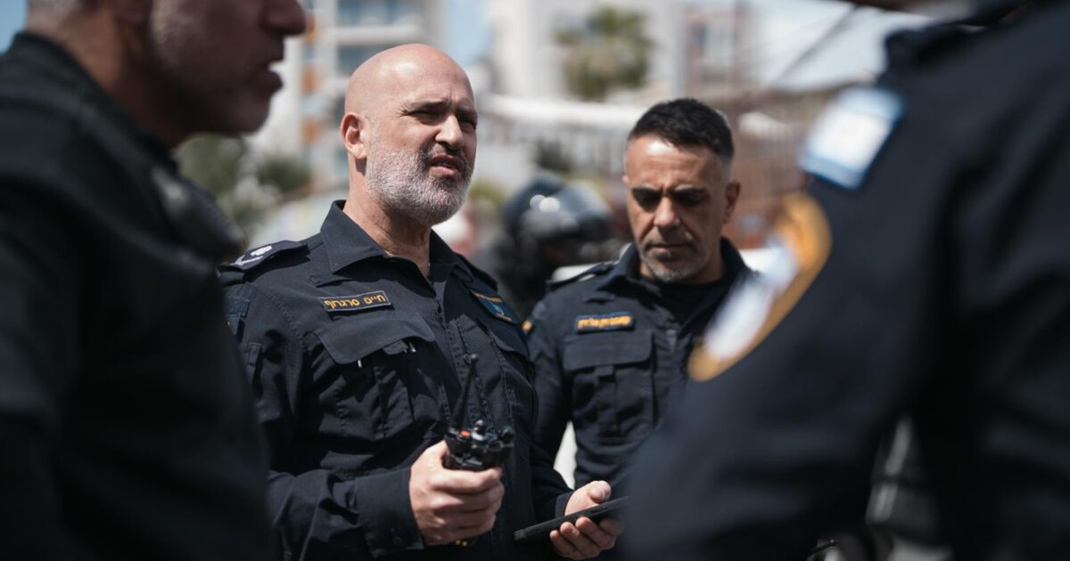 police zura war