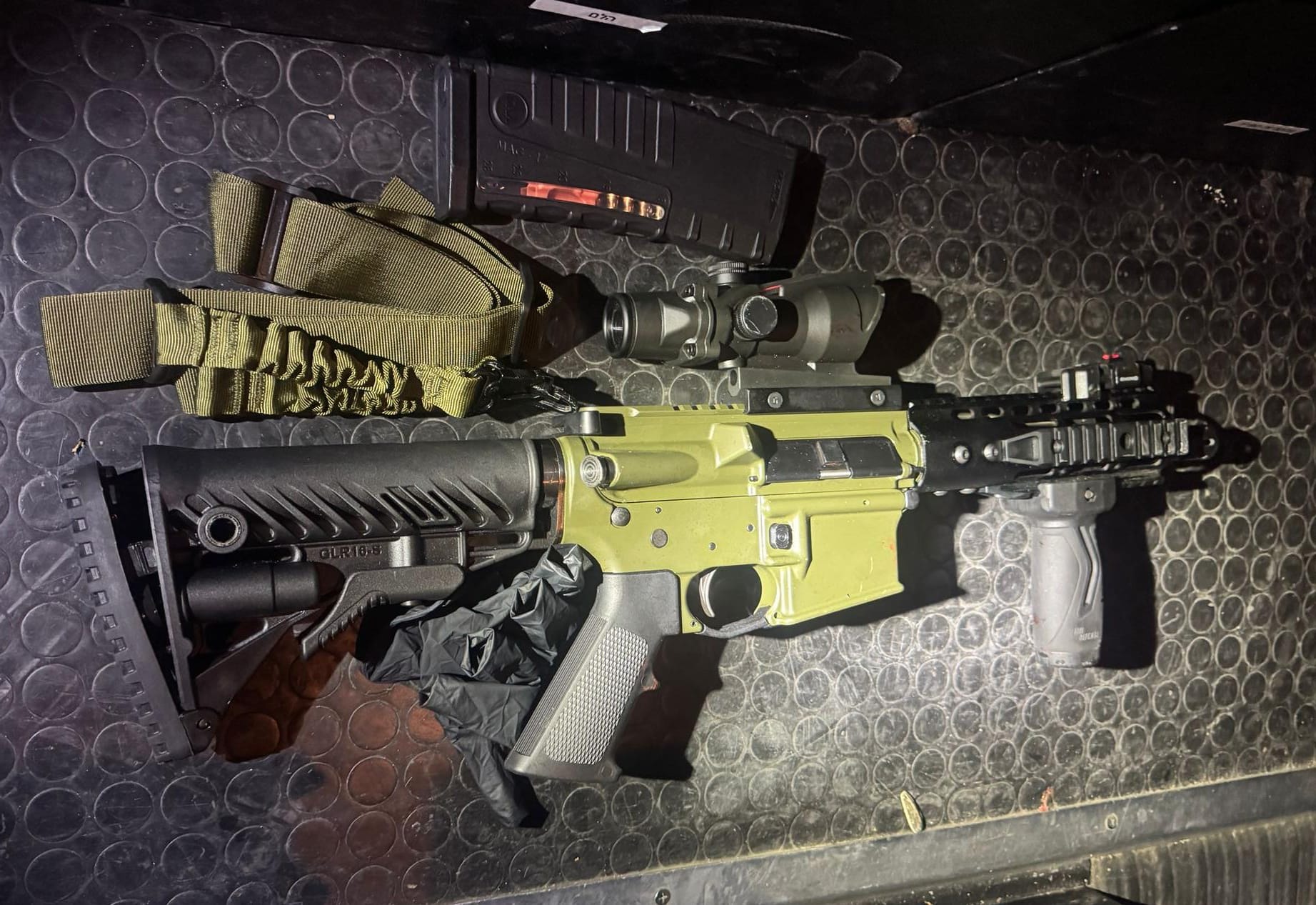 gun jaffa 33