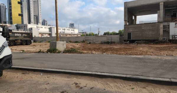 wayst bat yam main