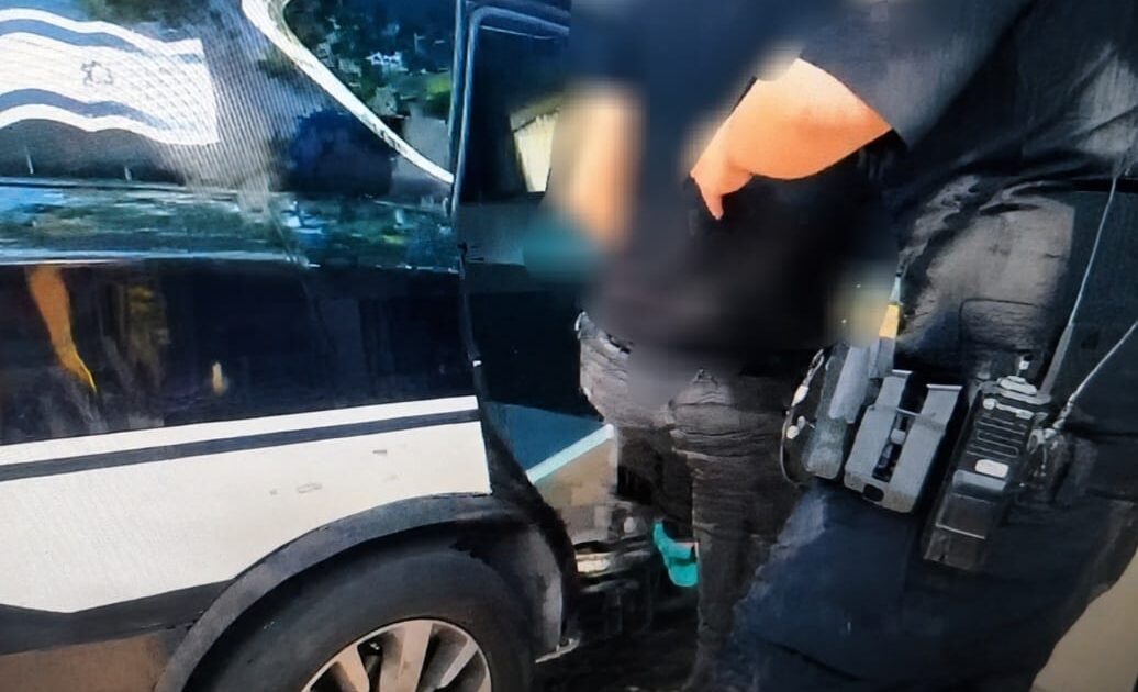 arrest bat yam eligal worker