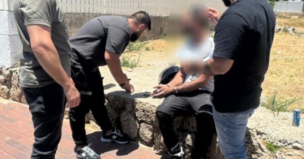 arrest thife tlv 22