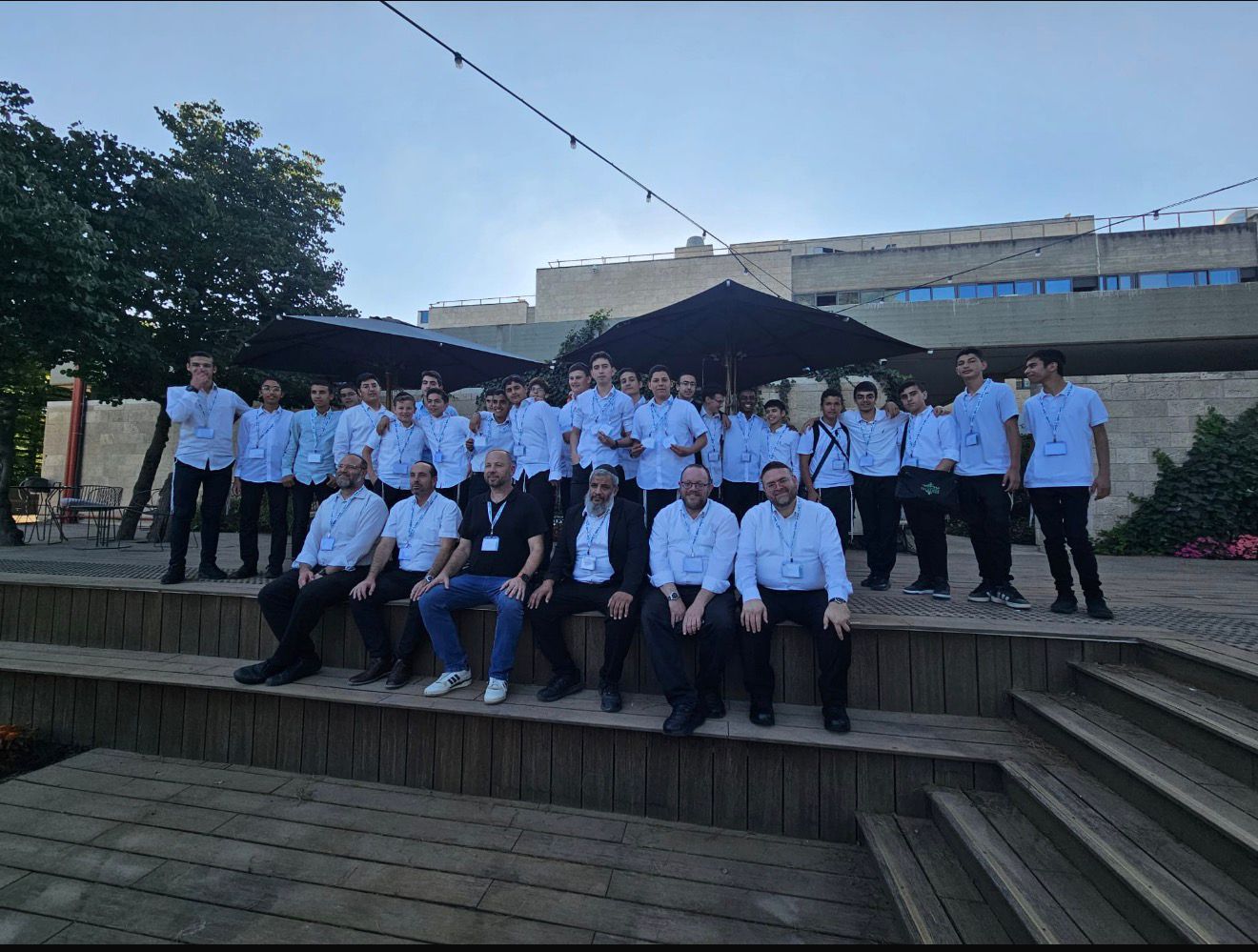 yeshivat adoni zahav holon