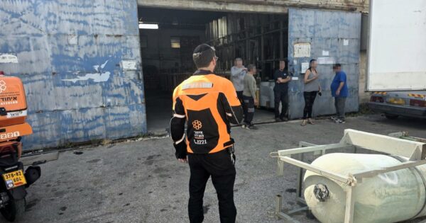 bat yam acicdent worker 62