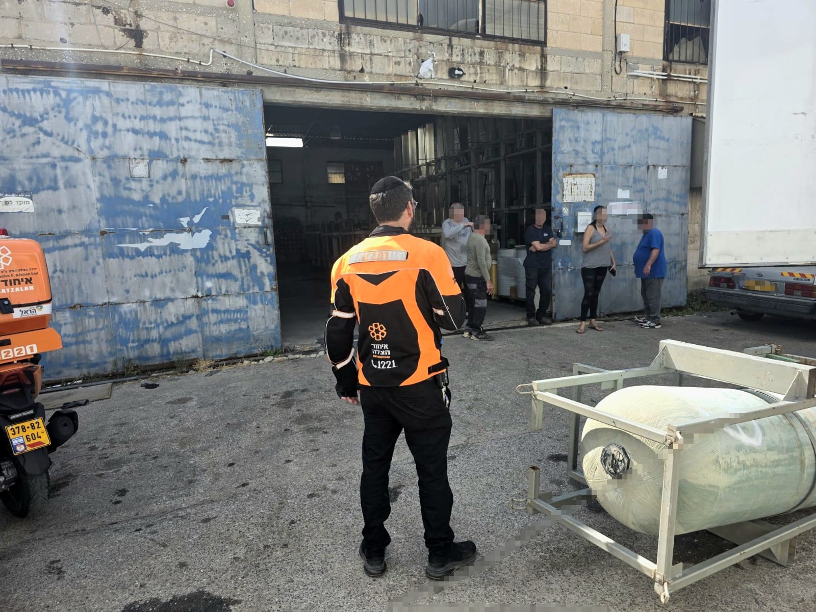 bat yam acicdent worker 62