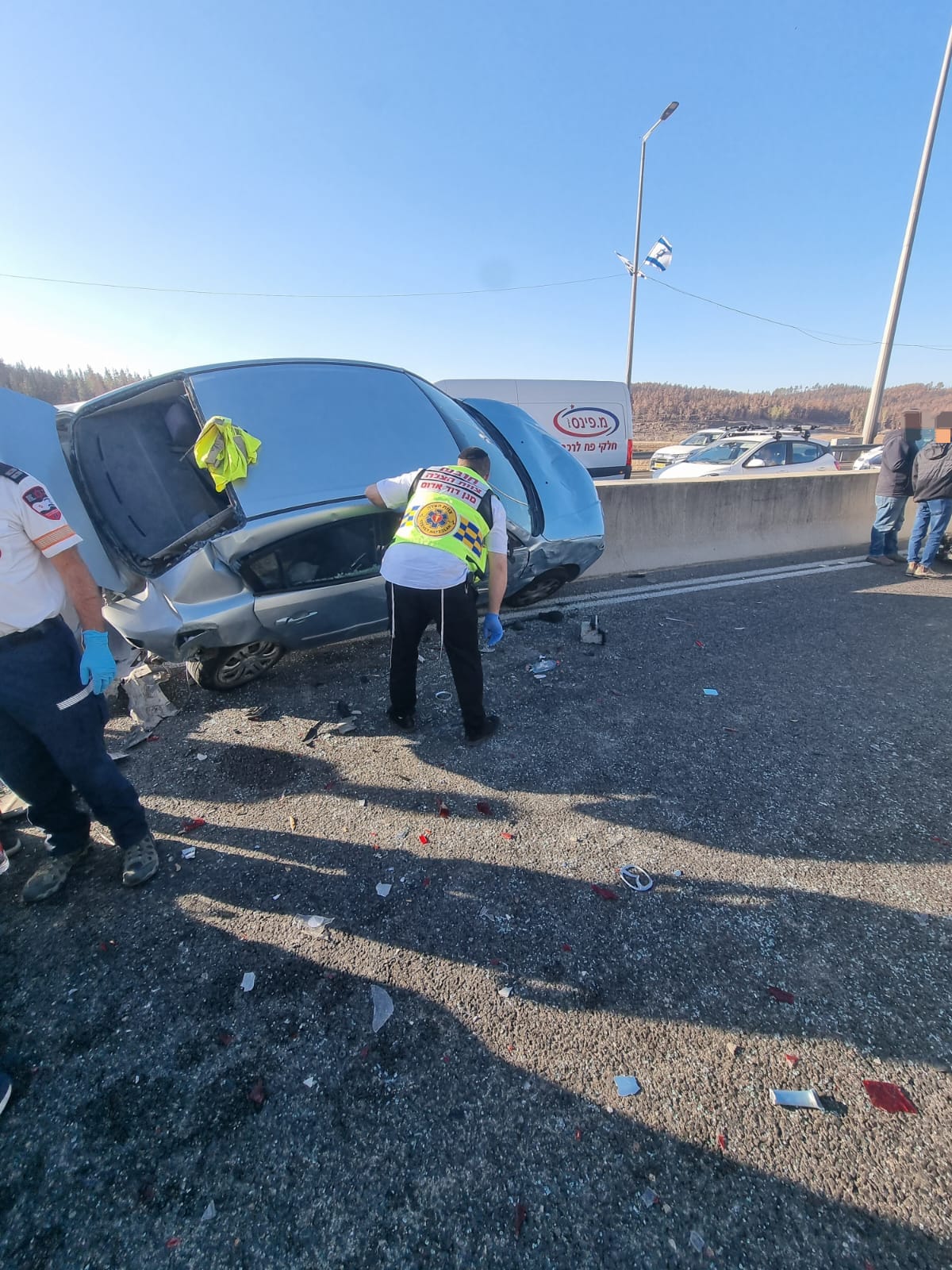 accident road 1 latron