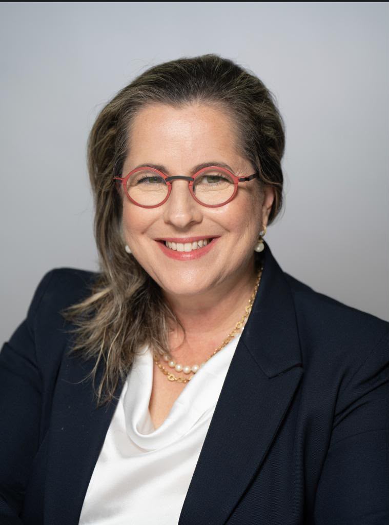 dr yael
