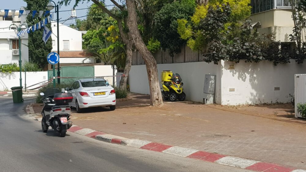 הזירה בה נדקר הגבר בן ה-46. צילום: דוברות מד"א