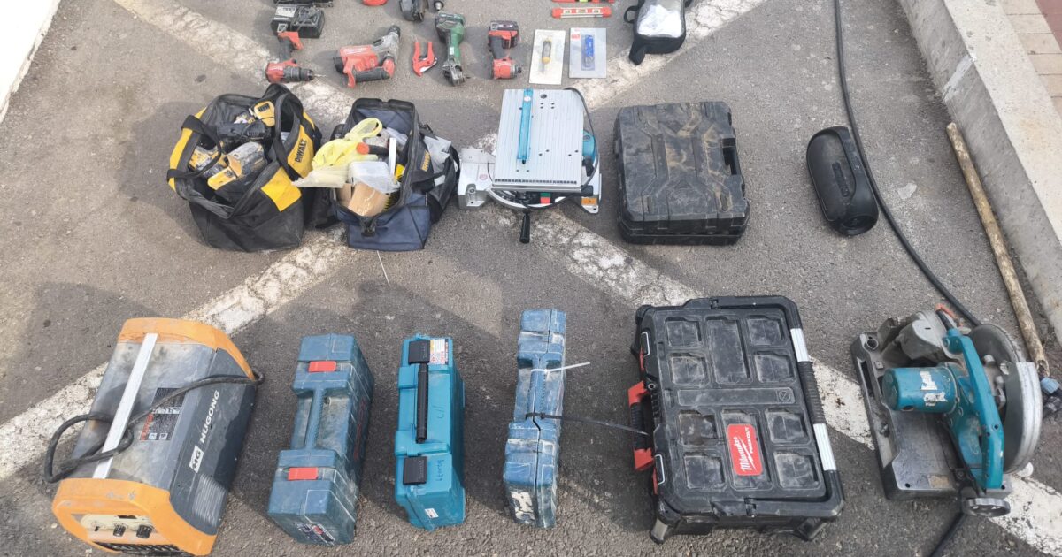 tools still car herzeliya