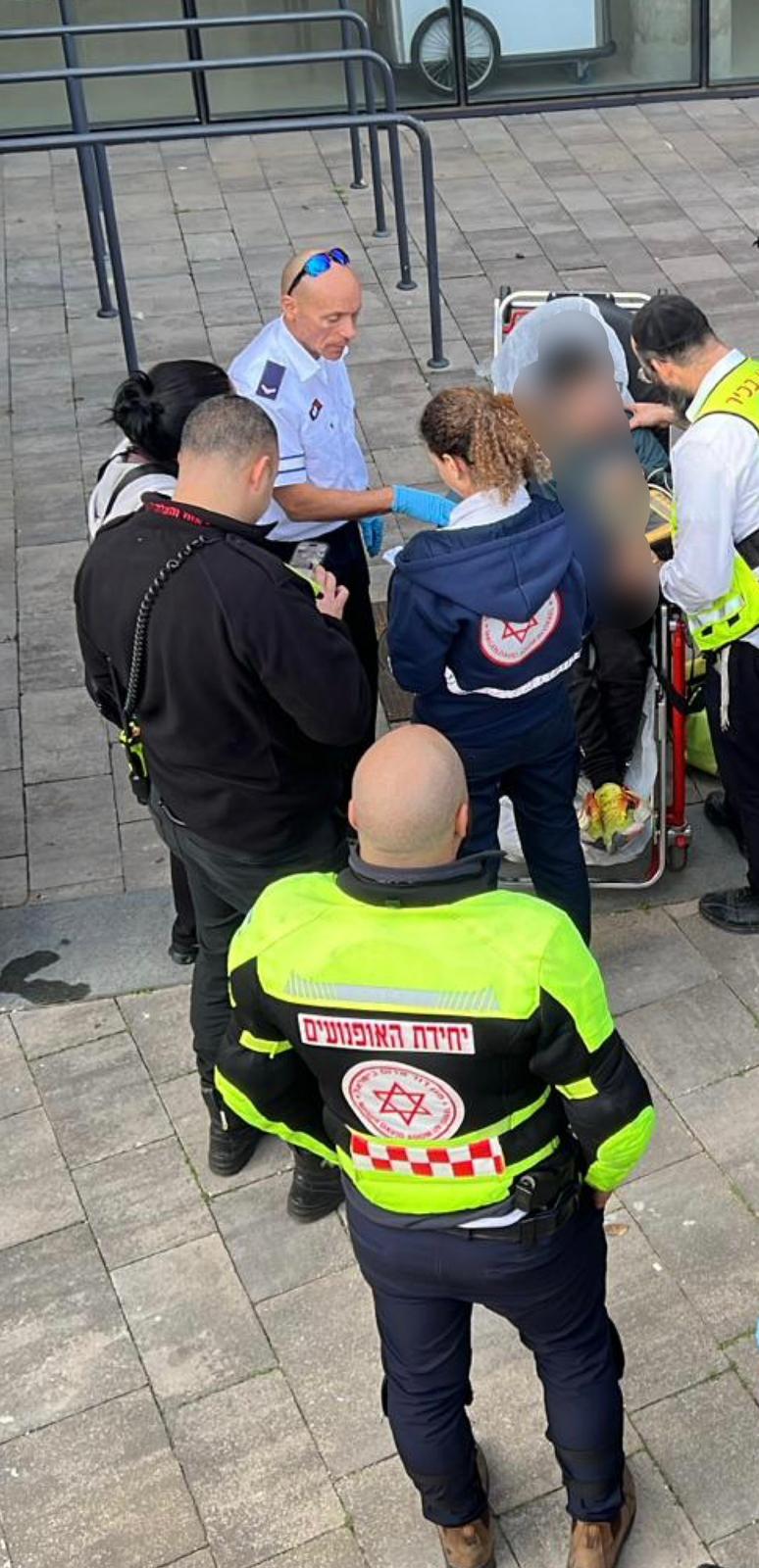 kid fell mifal hapais