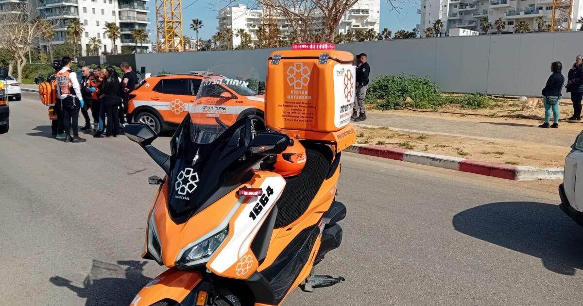 hadera street walk eyhod