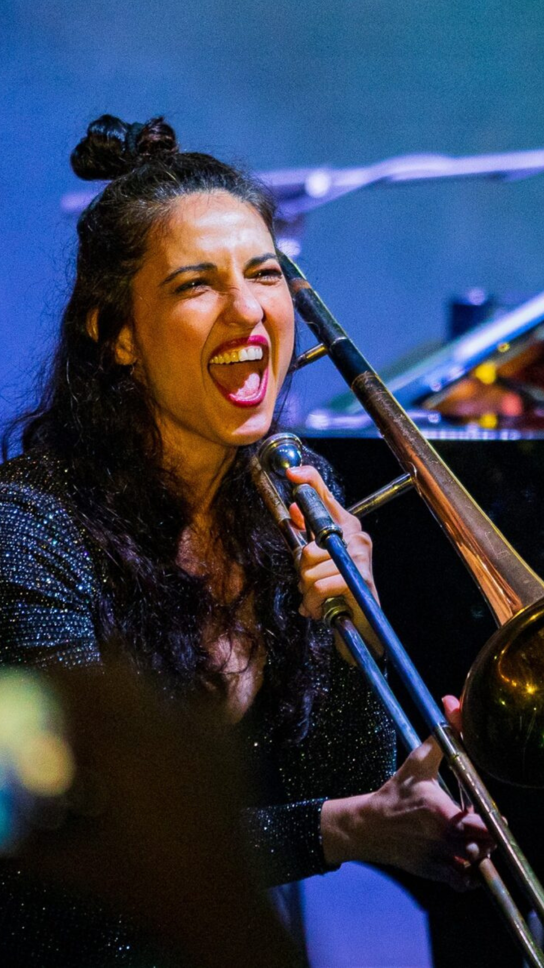 nani vazana
