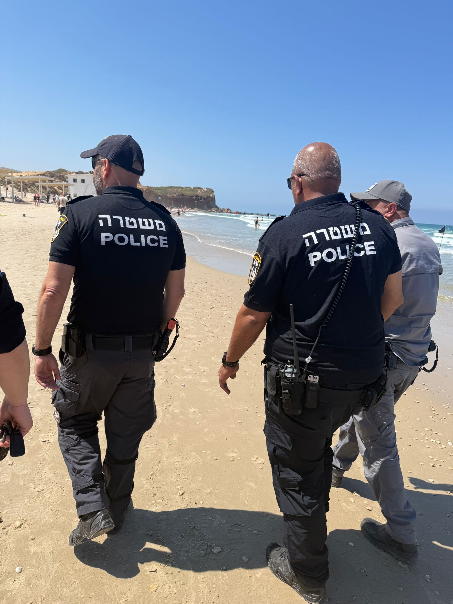 hadera beach police