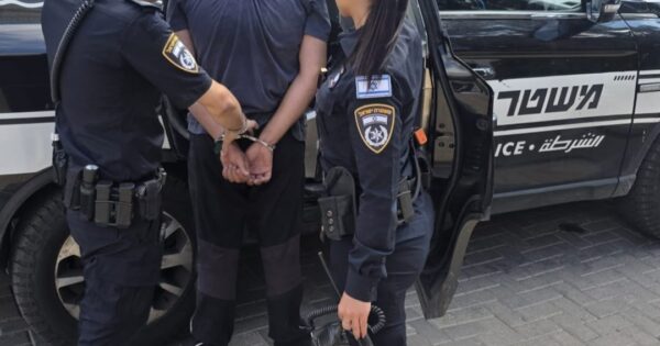 arrest herzeliya car thife