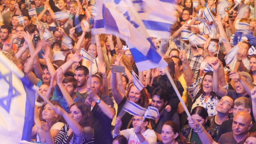 מומלץ לא לנסות להגיע ברכבים אלא רק בתחבורה ציבורית שאמורה להיות מתוגברת. צילום: עיריית חיפה