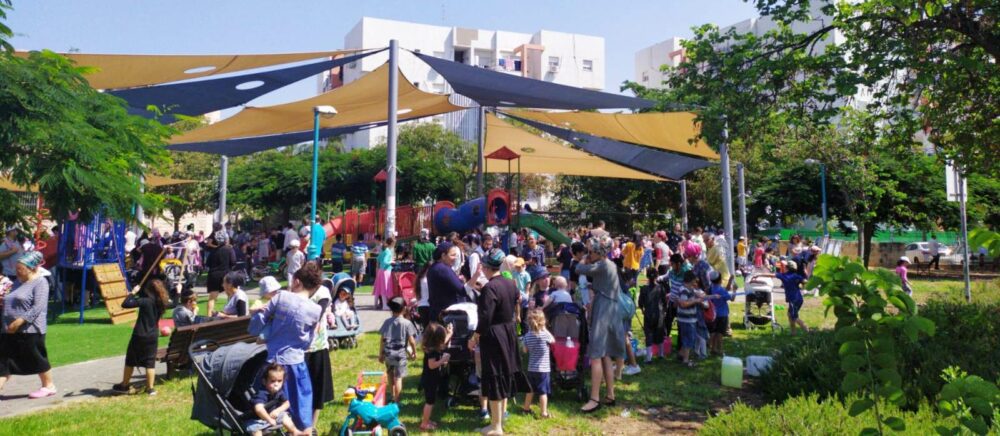 הרב אורי אוזן בהפנינג בקריית שמואל. צילום אלבום פרטי