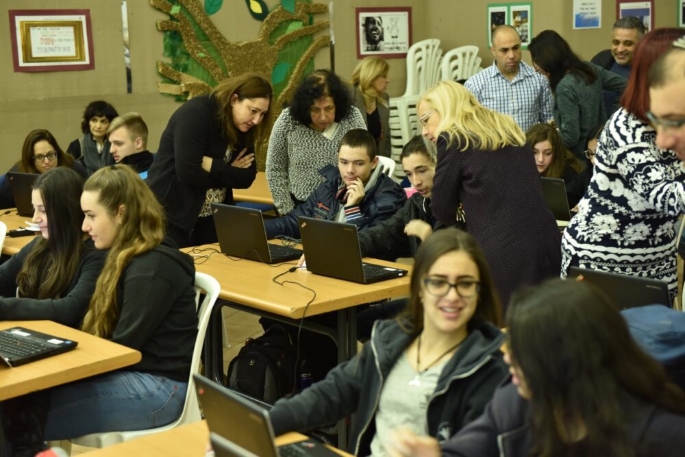 המטרה היא להגיע לכמה שיותר משפחות נזקקות המתגוררת בעיר. צילום: עיריית ק. אתא