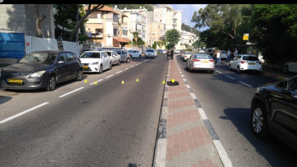 זירת הירי וניסיון הרצל הבוקר באלנבי חיפה. צילום: דוברות המשטרה