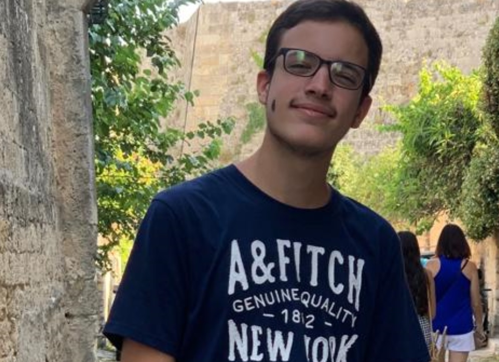 מטר פישר. דמות בולטת בנוער נשר ואף זכה לאחרונה באות הנוער המתנדב העירוני. צילום: אלבום פרטי