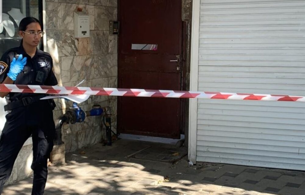 "תאונת עבודה,קטלנית עבור הפרוץ לדירה בנביאים חיפה. צילום: דוברות המשטרה