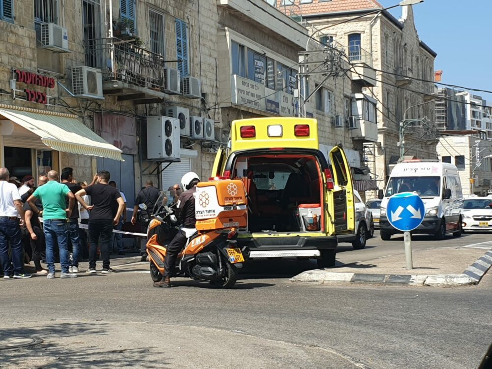 זירת הירי, נעשות סריקות אחר היורים. צילום: איחוד הצלה כרמל