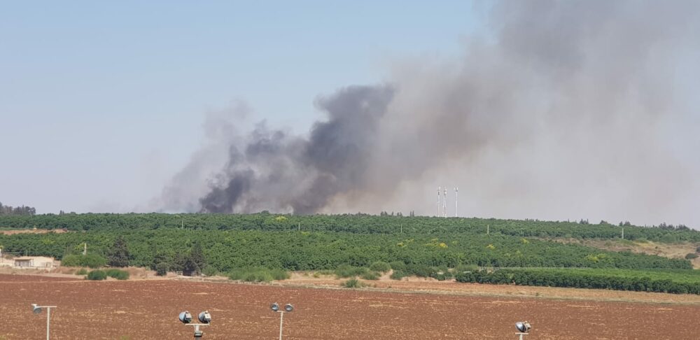 השריפה באזור גבעת טל. צילום: דוברות כבאות