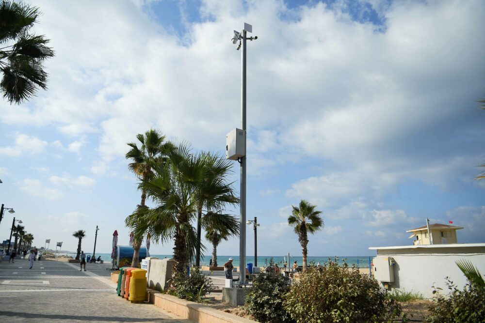 50 מצלמות יאכפו כל עבירה בחופים ובחניונים הצמודים. צילום: עיריית חיפה