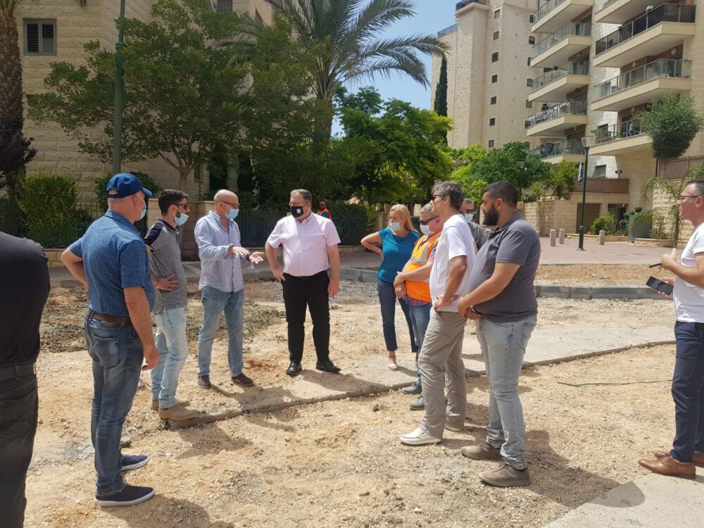 דוקורסקי. "ההשקעות הרבות בתשתיות, במבני ציבור וחינוך ניכרות לעין". צילום: עיריית ק. ביאליק