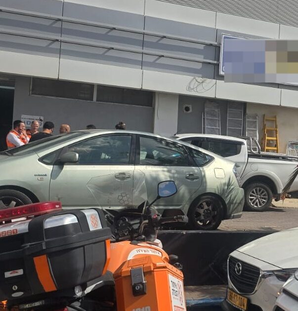 afula accident worker