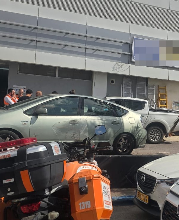 afula accident worker