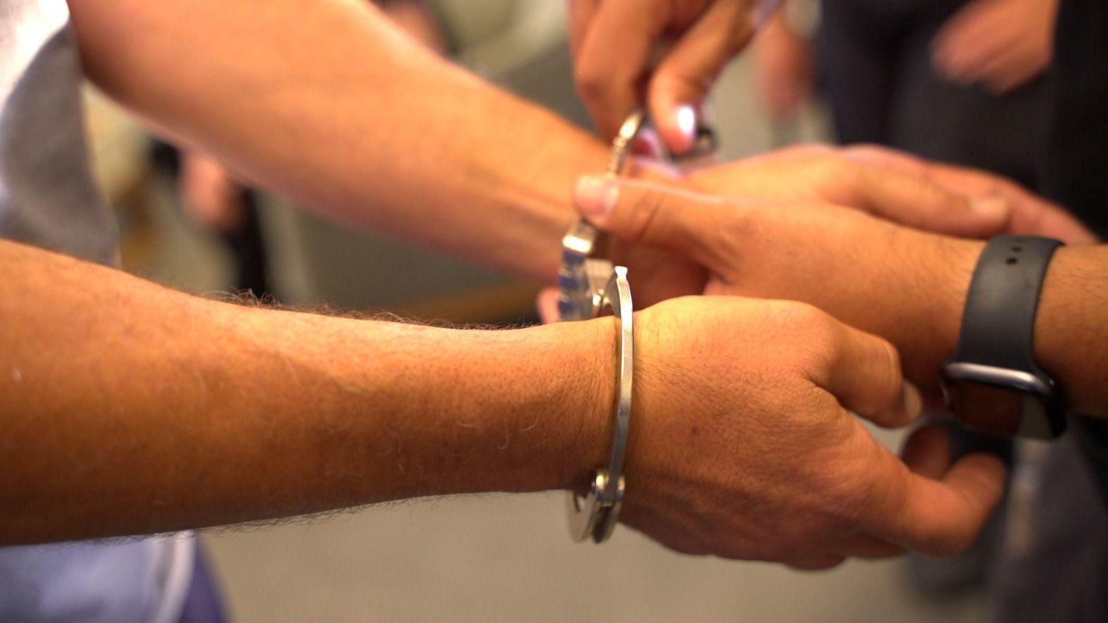 hand cafs police
